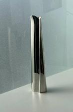 Kultakeskus Oy - Tapio Wirkkala - Vaas - 651-032 - Staal