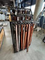 rek met 118x riem o.a. The Buttermaker, The Belt Atelier, Kleding | Heren, Riemen en Ceinturen, Nieuw