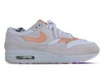 BLACK FRIDAY SALE! Nike Air Max 1 SE Copper Moon • 42, Kleding | Dames, Nike, Ophalen of Verzenden, Nieuw, Sneakers of Gympen