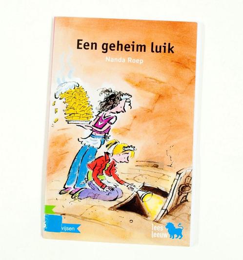 Een geheim luik 9789048704095 Nanda Roep, Boeken, Kinderboeken | Jeugd | onder 10 jaar, Zo goed als nieuw, Verzenden