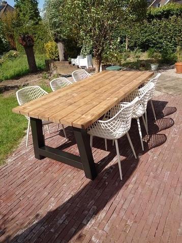 Tuintafel AANBIEDING beschikbaar voor biedingen