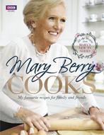 9781849906630 Mary Berry Cooks | Tweedehands, Boeken, Zo goed als nieuw, Mary Berry, Verzenden