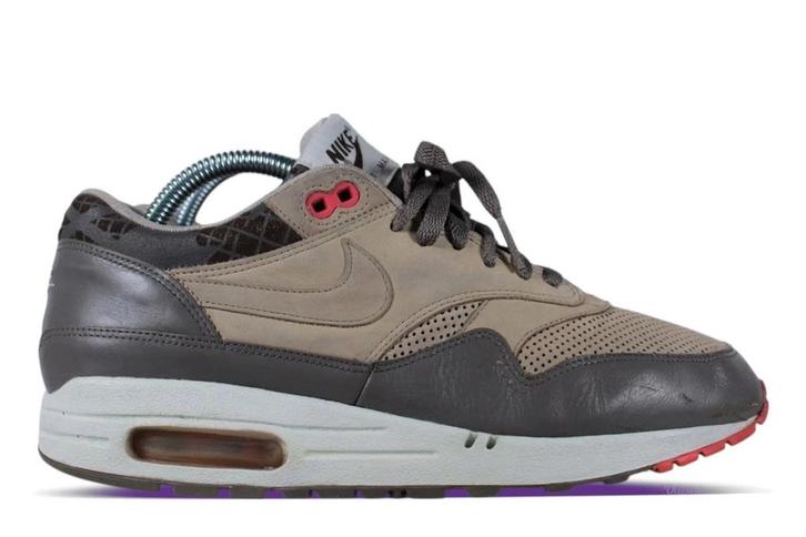 Nike Air Max 1 Pink Pack Chino • 41, Kleding | Heren, Schoenen, Sneakers of Gympen, Ophalen of Verzenden