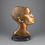 sculptuur, Sculpture of an African woman in the style of, Antiek en Kunst