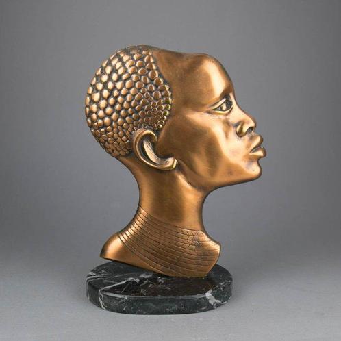 sculptuur, Sculpture of an African woman in the style of, Antiek en Kunst, Kunst | Designobjecten