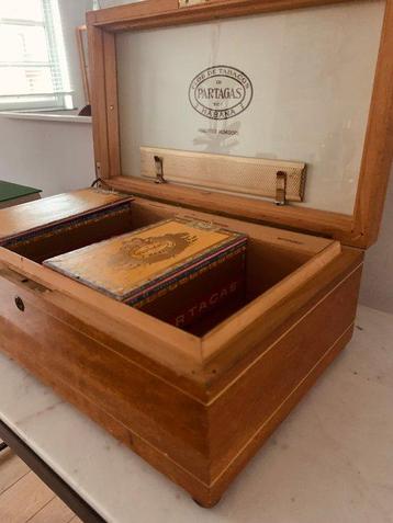 Humidor - Cedar - Humidor Partagas beschikbaar voor biedingen