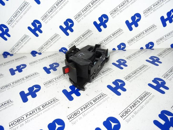 Achterbank vergrendeling A 203 920 0272 o.a: ML-klasse w164, Auto-onderdelen, Interieur en Bekleding, Gebruikt, 3 maanden garantie