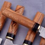 Keukenmes - Chefs knife - Gearrangeerd staal, olijfhout met