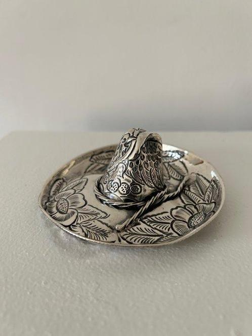 Zilveren 925 Mexicaanse hoed - Miniatuur figuur - .925, Antiek en Kunst, Antiek | Goud en Zilver