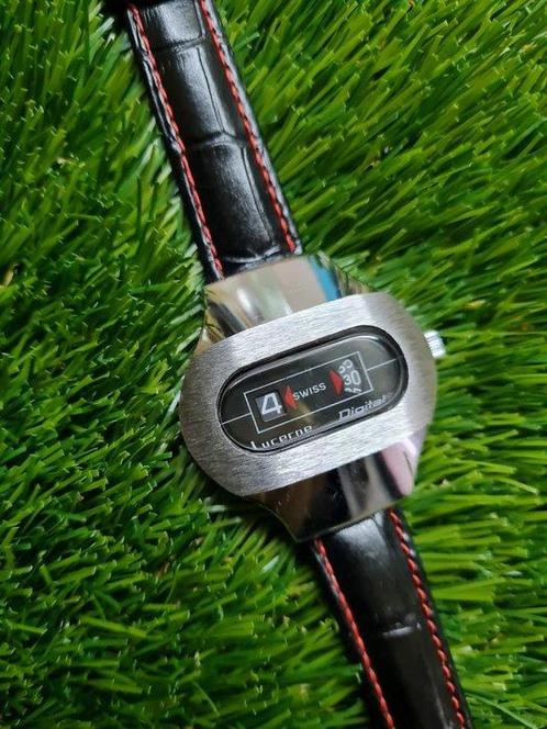 Lucerne Digital jump hour new old stock - Zonder, Sieraden, Tassen en Uiterlijk, Horloges | Heren