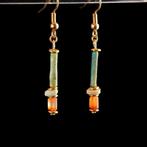 Oude Egypte, late periode Oorbellen met Egyptische faience