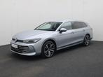 Zakelijke Lease |  Volkswagen Passat Variant 1.5eHybrid 150k, Auto's, Volkswagen, Automaat, Lichtmetalen velgen, Stof, Gebruikt