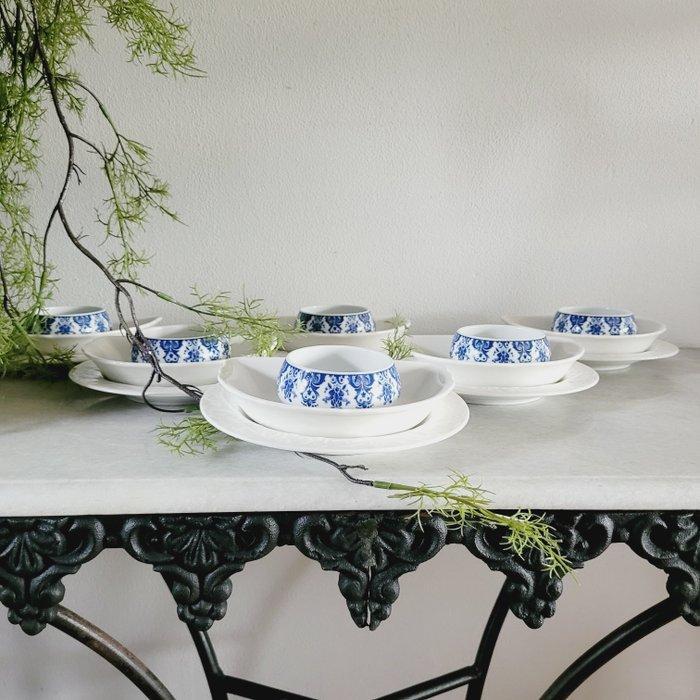 In opdracht van KLM - Serviesset - Marcel Wanders - Bord, Antiek en Kunst, Antiek | Meubels | Stoelen en Banken