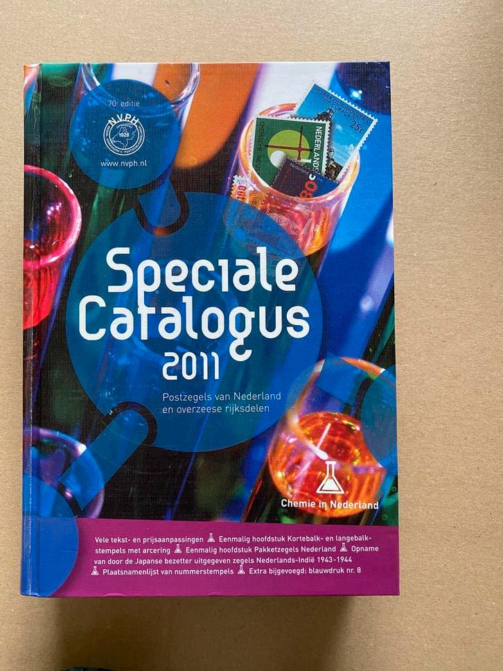Postzegels Nederland - Speciale Catalogus 2011, Postzegels en Munten, Postzegels | Toebehoren, Catalogus, Ophalen of Verzenden