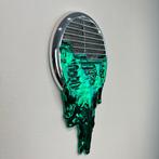 Santicri - Uncontained