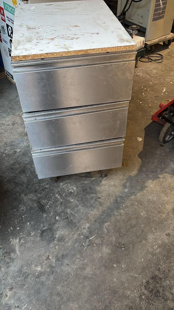 RVS kastje met houten blad - 50x66x90 bxdxh, Zakelijke goederen, Horeca | Keukenapparatuur, Ophalen of Verzenden