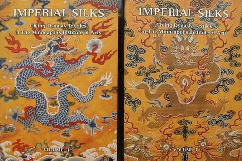 Boek : Imperial Silks - Ch'ing Dynasty Textiles - 2 volumes, Antiek en Kunst, Kunst | Niet-Westerse kunst