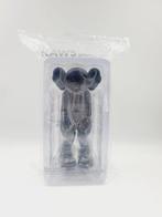 Kaws (1974) - Kaws Small Lie Black 2017, Antiek en Kunst, Kunst | Schilderijen | Modern