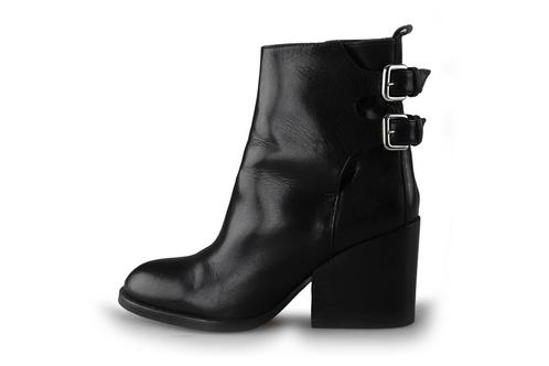 Zara Enkellaarzen in maat 36 Zwart | 10% extra korting, Kleding | Dames, Schoenen, Zwart, Gedragen, Lage of Enkellaarzen, Verzenden