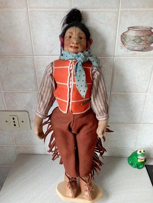 Steiff - Pop Steiff Felt Indian - Jointed Felt Doll In, Antiek en Kunst, Antiek | Speelgoed