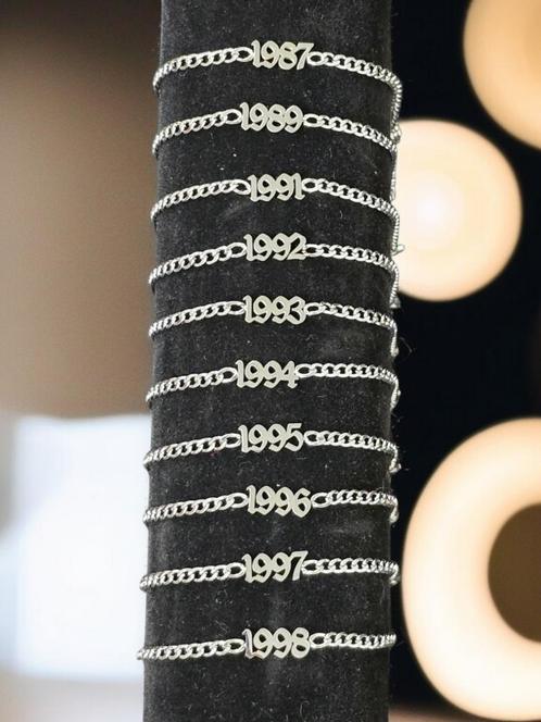 Jaartal armbandje stainless steel, Sieraden, Tassen en Uiterlijk, Armbanden, Zilver, Nieuw, Staal, Verzenden
