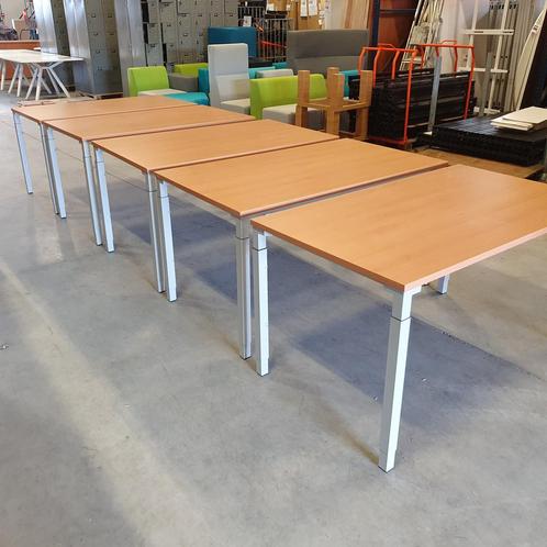 Steelcase tafels set van 5 stuks - 140x80 cm, Zakelijke goederen, Kantoor en Winkelinrichting | Kantoormeubilair en Inrichting
