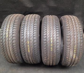 bandenset banden set Kleber Dynaxer SUV 215 65 R17 99V beschikbaar voor biedingen