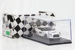 Ebbro 1:43 - Model raceauto - Nissan Nismo GT-R RC, Nieuw