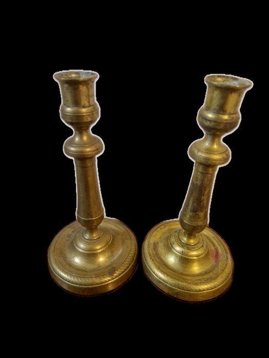 Taperstick (kleine blaker met een dunne pijp) (2) - Brons, Antiek en Kunst, Antiek | Overige Antiek