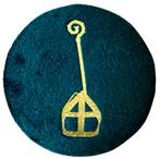Baretspeld / button met Staf en Mijter groen, Ophalen of Verzenden, Nieuw