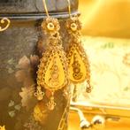 Antieke gouden oorhangers met Zeeuwse knopen (vintage), Ophalen of Verzenden, Gebruikt, Overige kleuren, Goud