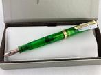 Pelikan - M 800 Green Demonstrator - Vulpen, Nieuw