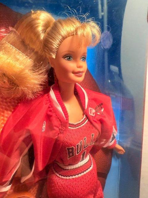 Mattel - Barbiepop NBA Chicago Bulls - V.S., Antiek en Kunst, Antiek | Speelgoed