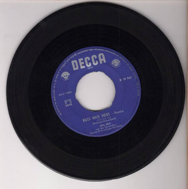 Rica Déus – Kuss Mich Heiss / Ulla (1-7-Vinyl-Single), Cd's en Dvd's, Vinyl Singles, Ophalen of Verzenden