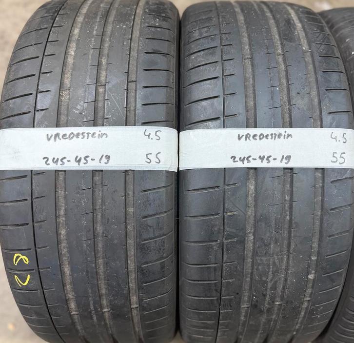 2x245-45-19 Vredestein Zomer 2x4.5m €55 Per Band 245 45 19, Auto-onderdelen, Banden en Velgen, 19 inch, Zomerbanden, 245 mm, Personenwagen