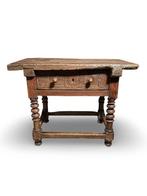 Middentafel - Walnoot - Antieke Fratino-salontafel