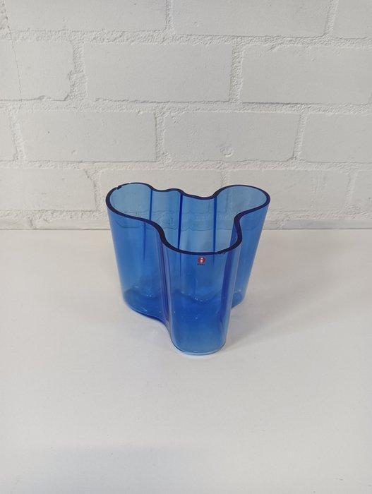 Iittala - Alvar Aalto - Vaas - Aalto - Glas, Antiek en Kunst, Antiek | Meubels | Stoelen en Banken