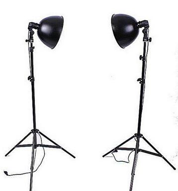 Daglicht Studio Set 850watt met reflector 26cm 5500K beschikbaar voor biedingen