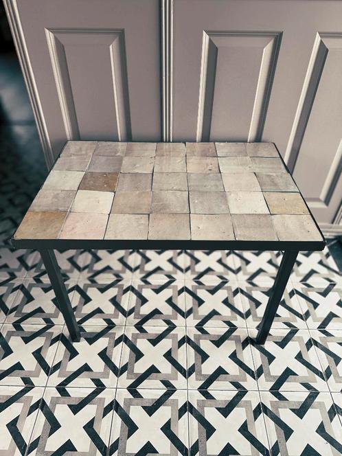 Tegel salontafel Zelliges, Huis en Inrichting, Tafels | Salontafels, 50 tot 100 cm, Rechthoekig, Nieuw, Metaal, Minder dan 50 cm