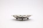 Figuur - Shell - .833 zilver, Antiek en Kunst