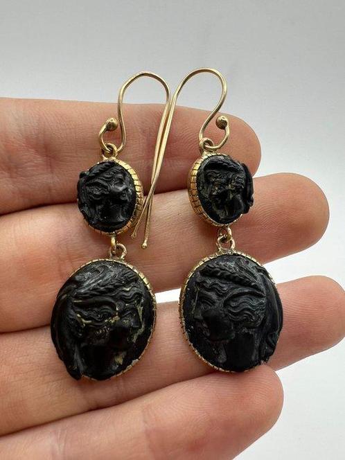Oorbellen - 9 kt. Geel goud, Sieraden, Tassen en Uiterlijk, Oorbellen