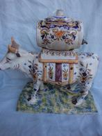 Quimper - Urn - Aardewerk - Grote polijchrome koe, Antiek en Kunst