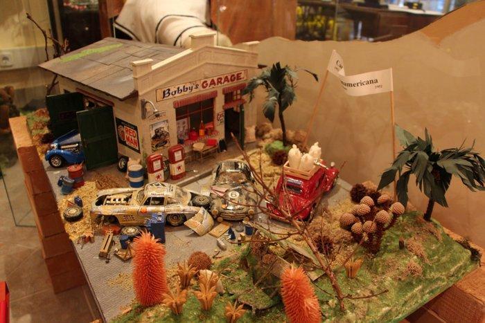 Carrera Panamericana diorama handmade - Diorama, Hobby en Vrije tijd, Modelauto's | 1:5 tot 1:12