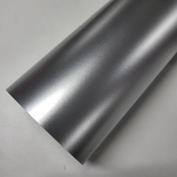 Satijn Mat Vinyl - 9227 Platinum Zilver beschikbaar voor biedingen