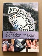 Handboek Sieraden - 50 Verschillende Technieken - NIEUW, Boeken, Ophalen of Verzenden, Zo goed als nieuw, Sieraden maken