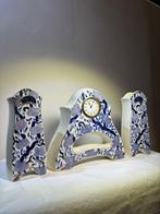 Klok - A.M.C. - Art Deco - Art Deco aardewerk klokkenstel -