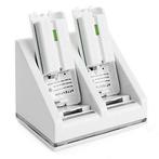 Oplaadstation met 2 Accus voor Wii Controllers (Third Pa..., Spelcomputers en Games, Ophalen of Verzenden, Zo goed als nieuw