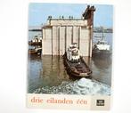 Boek Vintage Drie Eilanden één Deltaplan 1963 - EL014, Gelezen, Verzenden