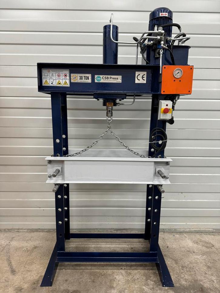CSB werkplaatspers garagepers hydraulische pers 30 Ton, Doe-het-zelf en Verbouw, Gereedschap | Overige machines, Nieuw