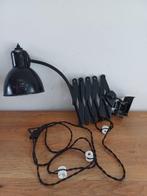 Erpé - erpé - Wandlamp - Staal - Licht kniptang ERPÉ, Antiek en Kunst, Antiek | Wandborden en Tegels